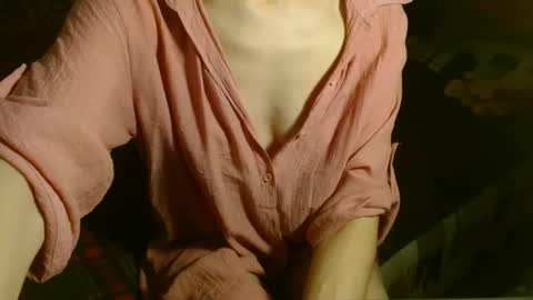 queenoftenderness online show from 03/09/25, 07:59