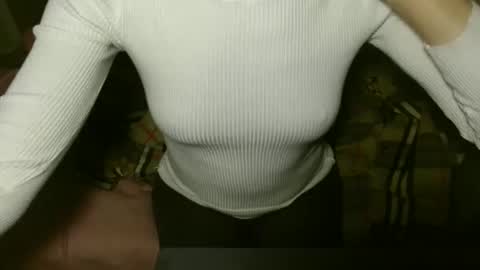 queenoftenderness online show from 10/08/25, 06:27