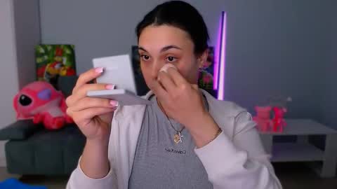 Patricia online show from 10/30/25, 05:24