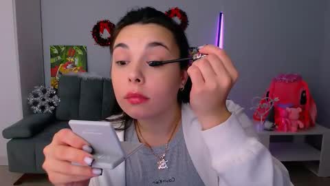 Patricia online show from 11/19/25, 02:50