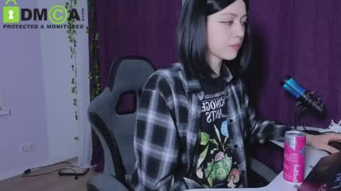     follow my new insta  online show from 04/14/26, 06:25