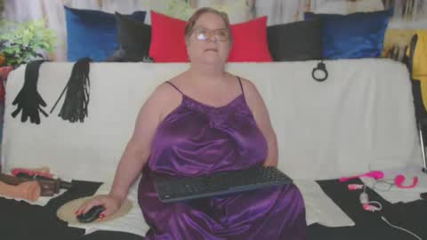 QueenPammy online show from 05/20/26, 04:40