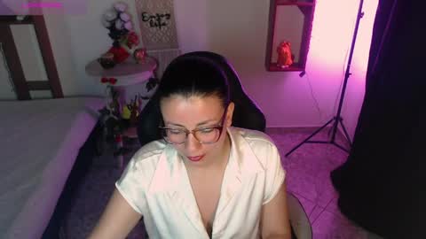 queenrose94 online show from 03/30/26, 12:39