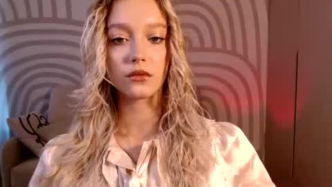 Serena XoXo online show from 08/09/26, 01:27