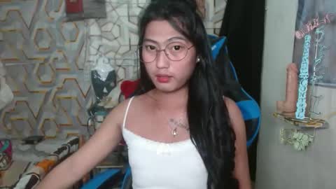 Snapshot of queensteffi chatting on 05/11/26, 08:50 queensteffi online show from 05/11/26, 08:50