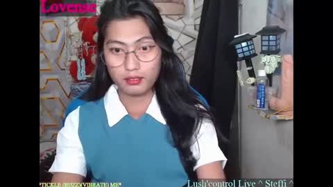 Snapshot of queensteffi chatting on 06/05/26, 06:35 queensteffi online show from 06/05/26, 06:35