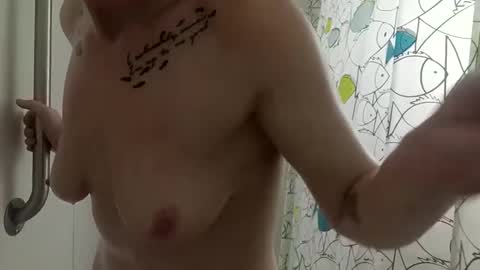 Snapshot of queenstonermami chatting on 12/23/24, 11:49 queenstonermami online show from 12/23/24, 11:49