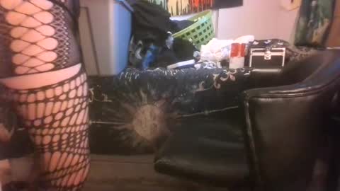 queenstonermami online show from 06/18/26, 02:45