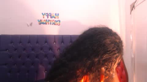 Snapshot of queenwenn chatting on 11/02/25, 12:46 queenwenn online show from 11/02/25, 12:46