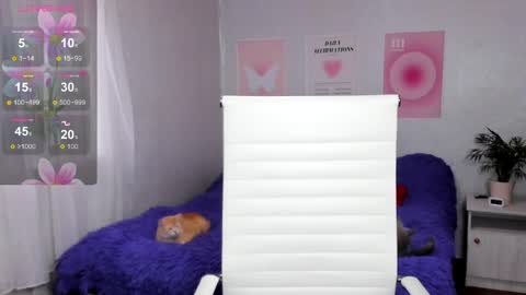 Anna online show from 04/09/26, 07:36