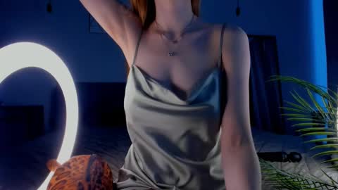 Snapshot of quennacindy chatting on 02/15/25, 06:12 Teri My favorite vibes 77 101 222 666 online show from 02/15/25, 06:12