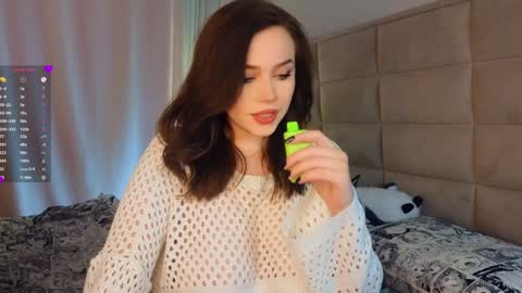 Snapshot of quennacindy chatting on 03/12/25, 11:09 Teri My favorite vibes 77 101 222 666 online show from 03/12/25, 11:09