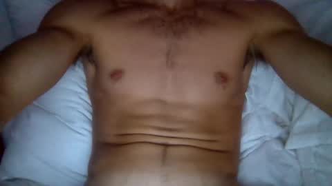 Snapshot of quiii1103 chatting on 09/25/25, 02:48 quiii1103 online show from 09/25/25, 02:48