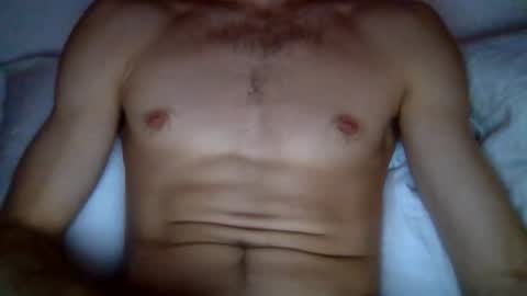 Snapshot of quiii1103 chatting on 10/21/25, 03:29 quiii1103 online show from 10/21/25, 03:29