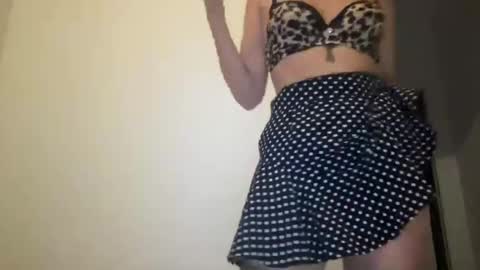 Quinnyelena online show from 07/22/26, 08:11