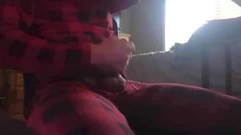 Snapshot of quinsanre chatting on 12/14/25, 01:27 Bones online show from 12/14/25, 01:27