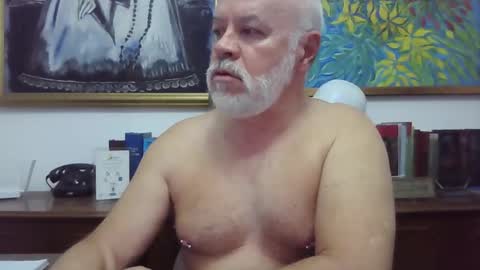 quiquewolf1959 online show from 05/03/26, 06:52