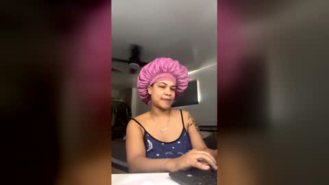 CaramelPEaches online show from 04/24/26, 10:45