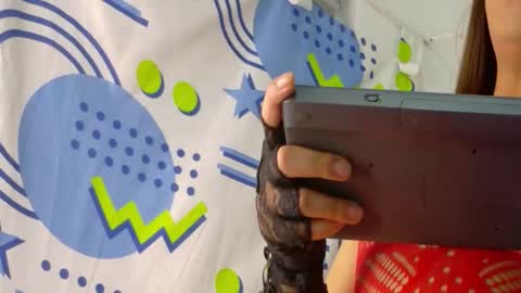 quuen_valery online show from 03/26/26, 08:53