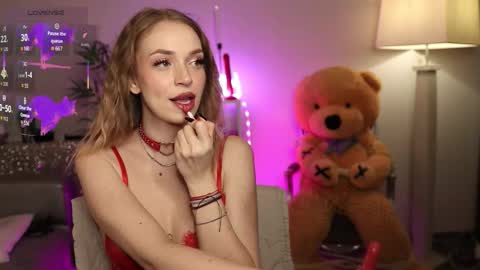 Nova Hollis online show from 02/20/26, 04:31