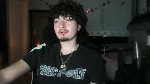 qwert4206 online show from 02/18/26, 08:32