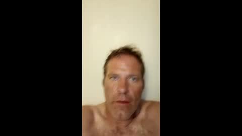 r04233054 online show from 05/05/26, 06:27