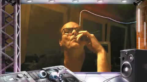 dj mike online show from 11/15/25, 10:26