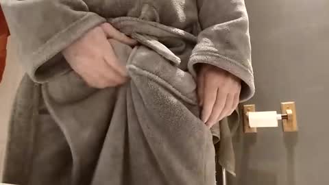 Snapshot of rabaza chatting on 12/09/24, 06:03 rabaza online show from 12/09/24, 06:03