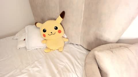 Snapshot of rachaeldeckard chatting on 12/03/24, 12:24 natalia - online show from 12/03/24, 12:24