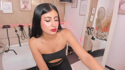 RACHEL ES online show from 04/30/26, 06:53