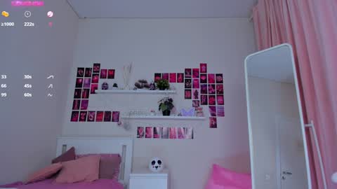 Snapshot of rachel_kelly chatting on 12/07/24, 03:25 Rachel Kelly online show from 12/07/24, 03:25