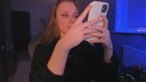 Snapshot of rachel_passion chatting on 12/15/24, 06:07 Diana online show from 12/15/24, 06:07