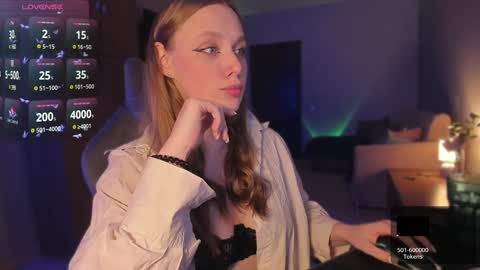 Snapshot of rachel_passion chatting on 12/20/24, 07:44 Diana online show from 12/20/24, 07:44