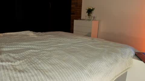 Sherryl online show from 04/04/26, 06:27