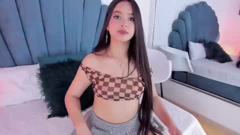 Snapshot of rachel_ribeiro chatting on 03/05/25, 12:11 Rachel Ribeiro online show from 03/05/25, 12:11