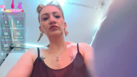 Snapshot of rachel_robertss chatting on 04/26/26, 06:11 Rachel online show from 04/26/26, 06:11