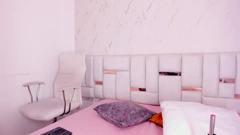  DALIANA  online show from 02/25/26, 12:04