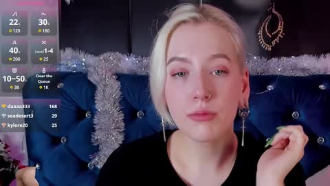 Snapshot of rachelcart chatting on 12/23/24, 10:32 RachelCart online show from 12/23/24, 10:32