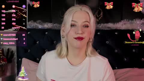 Snapshot of rachelcart chatting on 01/03/25, 06:55 RachelCart online show from 01/03/25, 06:55