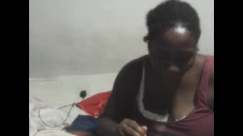 Snapshot of rachelexoticgirl chatting on 11/18/25, 02:39 rachelexoticgirl online show from 11/18/25, 02:39