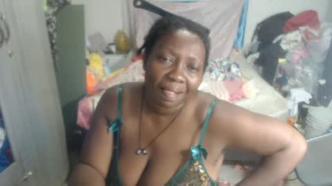 Snapshot of rachelexoticgirl chatting on 05/02/26, 03:55 rachelexoticgirl online show from 05/02/26, 03:55