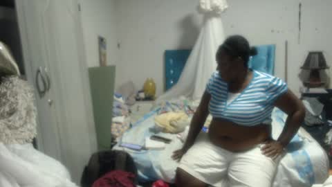 Snapshot of rachelexoticgirl chatting on 05/25/26, 03:23 rachelexoticgirl online show from 05/25/26, 03:23