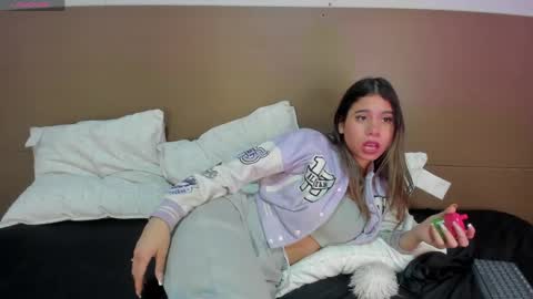 Rachell online show from 04/09/26, 06:19