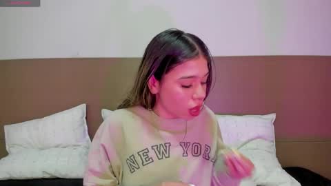 Rachell online show from 04/11/26, 08:18