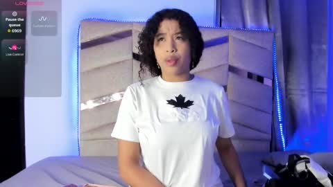 Snapshot of rachell_grey_ chatting on 04/24/26, 03:09 Rachel online show from 04/24/26, 03:09