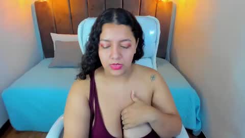 Snapshot of rachell_honey7 chatting on 02/28/25, 09:44 Rachel online show from 02/28/25, 09:44