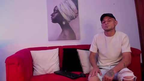 Snapshot of rachell_jacob chatting on 12/18/25, 12:44 rachell_jacob online show from 12/18/25, 12:44