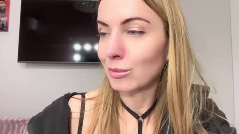 Rachel online show from 02/12/25, 09:33