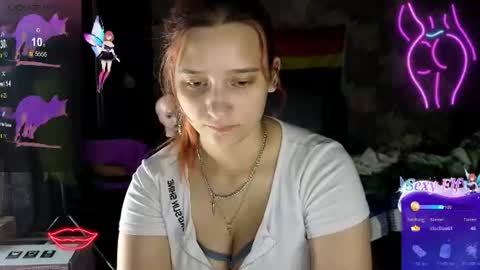 Snapshot of rachelpirce chatting on 06/15/26, 01:02 Rachel online show from 06/15/26, 01:02