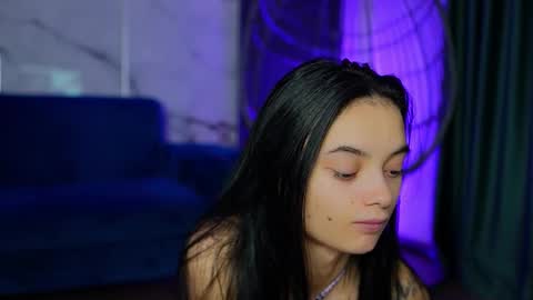 Snapshot of rachelravee chatting on 10/10/25, 04:22 Ann online show from 10/10/25, 04:22